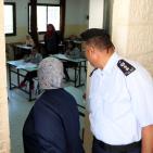 د. ليلى غنام ورئيس بلدية بيتونيا يتفقدون طلاب التوجيهي في بيتونيا