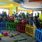 أبناء الشهداء والأسرى يفتتحون مدينة SUBWAY الحديثة للألعاب بمدينة غزة