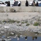 آلاف المصلين يتوافدون للأقصى لإحياء ليلة القدر عبر حاجز قلنديا