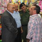 جولة تفقدية لمحافظ نابلس اللواء أكرم الرجوب في أسواق المدينة بمناسبة حلول عيد الفطر