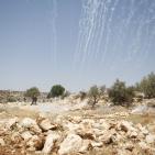 اصابات بالاختناق في قمع الاحتلال مسيرة بلعين الاسبوعية