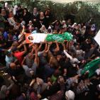 تشييع جثمان الشهيد أنس طه في بلدة قطنة