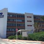 نادي الأسير: الأسير علان يدخل في غيبوبة وإدارة السجون تعلن الاستنفار