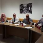 رئيس جامعة بيرزيت يعقد مؤتمرا صحفيا في الجامعة