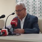 رئيس جامعة بيرزيت يعقد مؤتمرا صحفيا في الجامعة