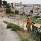 بلدية الخليل تعود لفتح شارع عرضي وسط المدينة