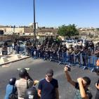 الصلاة  على الاسفلت في القدس المحتله