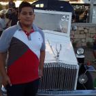 المركبات القديمة في سوق الحرجة في رام  الله