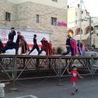 فرقة الهدف للدبكة  الشعبية و فرقة كنعان للتراث والفنون الشعبية في سوق الحرجة رام الله