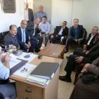 وزير التربية يتفقد مدارس بلدة بروقين في محافظة سلفيت