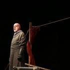 بالصور: عرض مسرحية 