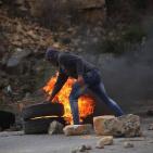 مواجهات قرب سجن عوفر غرب رام الله اليوم الثلاثاء