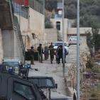 الاحتلال يمنع صلاة الجمعة ويصيب أربعة برصاص التوتو في الخليل