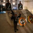 إضاءة شموع على ضريح الشهيد ياسر عرفات في ذكرى استشهاده