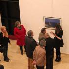 معرض رجلين طوال في مركز السلام بيت لحم‎