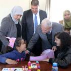 اسرة جامعة بيرزيت تزور جمعية مركز الحياة لمكافحة السرطان في رام الله