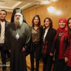 المطران عطا الله حنا خلال زيارته مؤتمر عن القدس في مدينة القاهرة