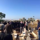 المئات يشيعون والدة الأسير ابراهيم بيادسة