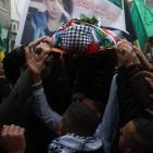تشييع جثمان الشهيد عز الدين رداد في قرية صيدا بمدينة طولكرم