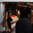 لحظة وصول جثمان الشهيدة أشرقت قطناني إلى مستشفى رفيديا الحكومي بنابلس