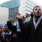 بالصور: الآلاف يُشيعون جثمان الشهيدة أشرقت قطناني من مخيم عسكر في نابلس