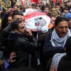 بالصور: الآلاف يُشيعون جثمان الشهيدة أشرقت قطناني من مخيم عسكر في نابلس