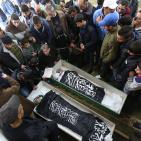 تشييع جثماني الشهيدين اسحاق بدران وأحمد القنيبي في كفر عقب شمال القدس المحتلة