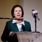 تكريم  المناضله  عايشه عودة عن كتابها  احلام  الحريه  في متحف درويش