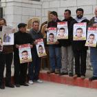 إعتصام تضامني مع الأسير الصحفي محمد القيق أمام مقر الصليب الأحمر في رام الله