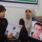 الخليل: وقفة تضامنية مع الأسير القيق المضرب منذ 70 يوما