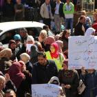 آلاف المعلمين يتعصمون أمام مقر مجلس الوزراء برام الله