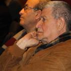 الكاتب  اسامه العيسه  يوقع روايته 