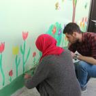 النجاح التطوعية والخدمة المجتمعية في النجاح يُنظمان نشاط رسم في إحدى المدارس