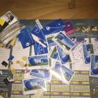 الضابطة الجمركية تصادر شرائح اتصال إسرائيلية وبضائع منتهية الصلاحية