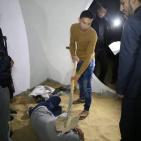 حدث في غزة.. ضربه بالفأس وقطع رأسه