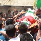 بالصور: الآلاف يُودعون الشهيد دويكات في 