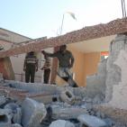 الاحتلال يهدم منزل الشهيد عنان صالح حماد في مخيم قلنديا