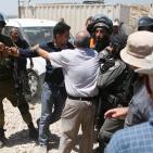 مظاهرة ضد مصادرة الاراضي في اراضي بلدة دير قديس