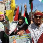 وقفة تضامنية مع الأسرى المضربين في الخليل