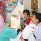 مع بداية العام الدراسي الجديد.. شركة المشروبات الوطنية كوكاكولا/كابي وشركة راية توزعان الهدايا على طلاب جمعية الياسمين