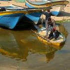 شاركونا بجولة في ميناء غزة