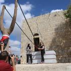 استقبال الطفلة عهد التميمي ووالدتها في منزلهما ببلدة النبي صالح