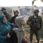 صور: الاحتلال يهدم منزلا جنوب الخليل