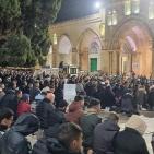 70 ألفا يؤدون صلاتي العشاء والتراويح في رحاب المسجد الأقصى
