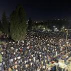 130 ألف مصل يؤدون العشاء والتراويح في المسجد الأقصى