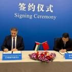 الوزير عساف يوقع مذكرة تعاون مع رئيس وكالة