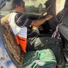 بالصور: إصابة مسعفين وصحفيين في هجوم للمستوطنين في بيتا