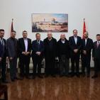 السفير عواد يستقبل العالول والوفد المشارك في مؤتمر الحوار بين الحضارتين الصينية والعربية