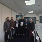 كلية الطب في الجامعة العربية الأمريكية تواصل حضورها الدولي بجولة عمل في جامعات بريطانية مرموقة