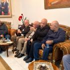 وجهاء من عائلتي أبو شنب والطيراوي يزورون الدكتور رامي الحمد الله ويثمنون جهوده في إنجاح الصلح